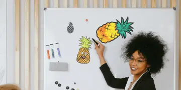 pineapple presentation woman pointing