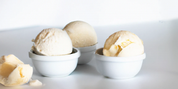 pineapple coconut ice cream